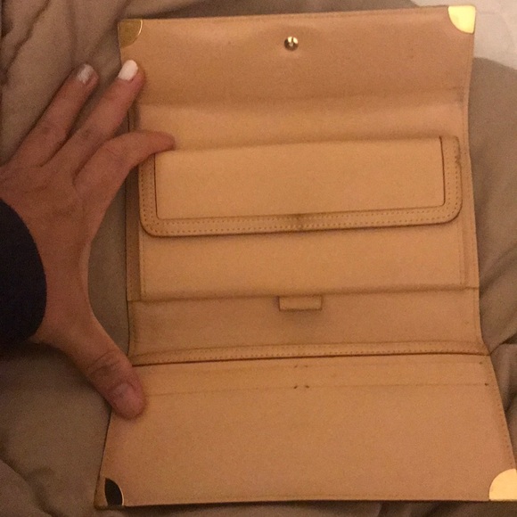 Authentic louis vuitton wallet - Picture 3 of 6